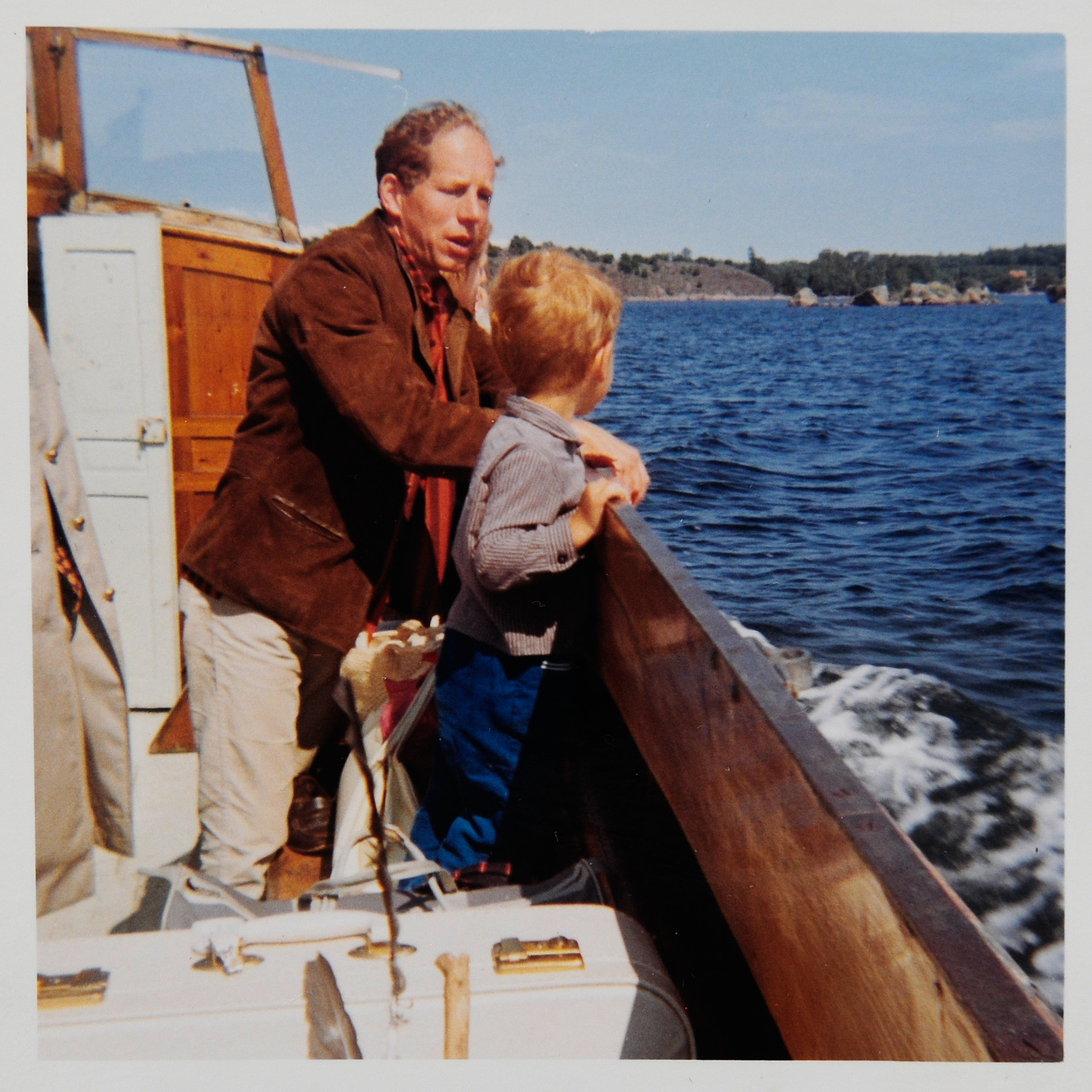 På båten mot Tjärö. Sommarsemester 1968.